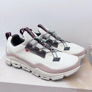 On Cloudaway Hiking Running Shoe Sneaker Ice/ Moss Women US 8.5 *Limited Edition